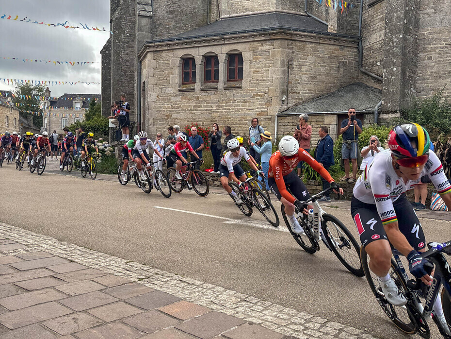 2025-tour-france-femmes-plumelec (17)