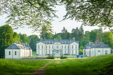 chateau-domaine-de-kerguehennec-bignan