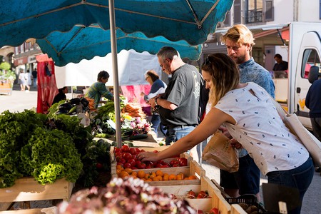 march&eacute; vue g&eacute;n&eacute;rale