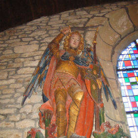 guehenno chapelle du mont statue saint michel ©F Basle web