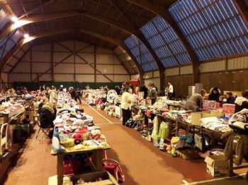 impa_Braderie-Noel-Comite-des-fetes-Saint-Jean-Brevelay.jpg