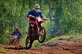 impa_moto-cross-libre-de-droit.jpg